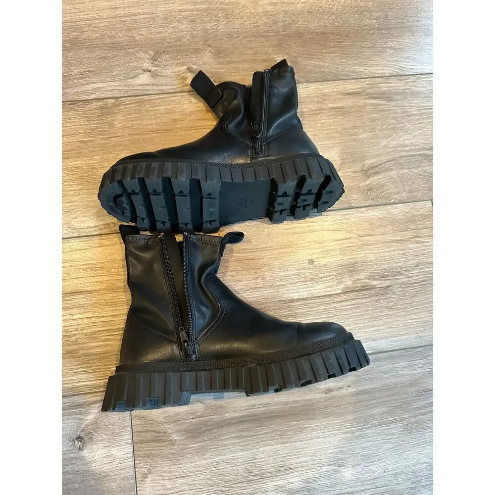 Zara Kids Black Ankle Boots Lug Sole size 3.5 (35)